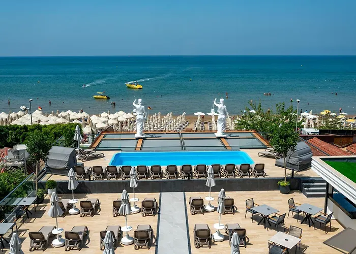 Golden Star Hotel