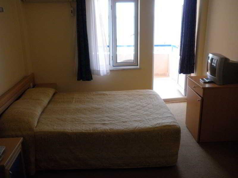 Hotel Golden Star 2*