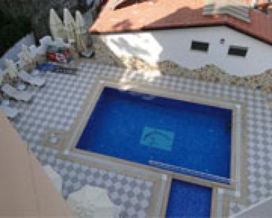 Golden Star Hotel 2*